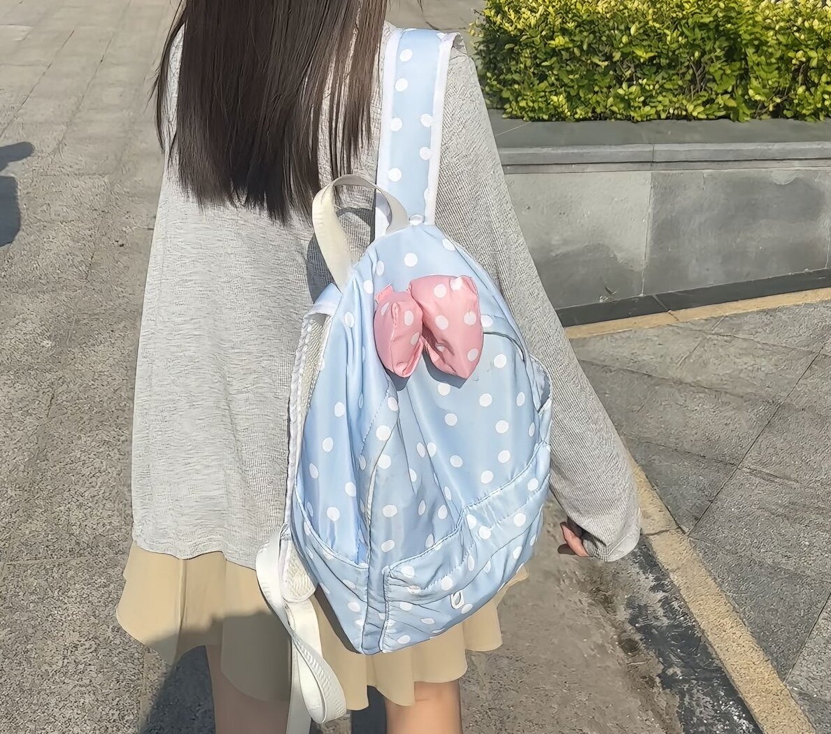 可爱蝴蝶结波点双肩包女生百搭甜美学院初高中学生书包小号背包