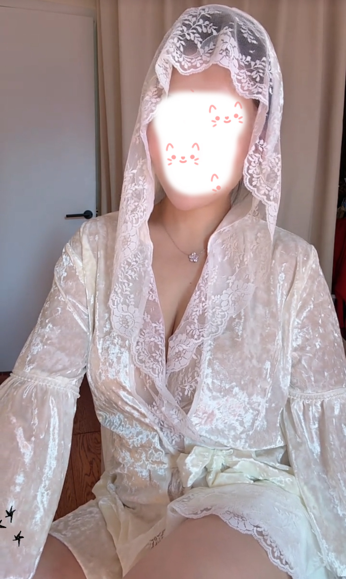 秋冬季睡衣女纯欲开衫长袖睡袍中长款蕾丝公主风连帽家居服