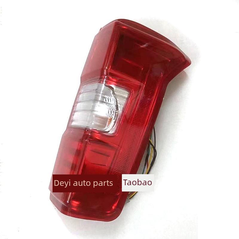 适用于郑州日产皮卡东风瑞丰P11后尾灯总成左右后大灯罩刹车倒车