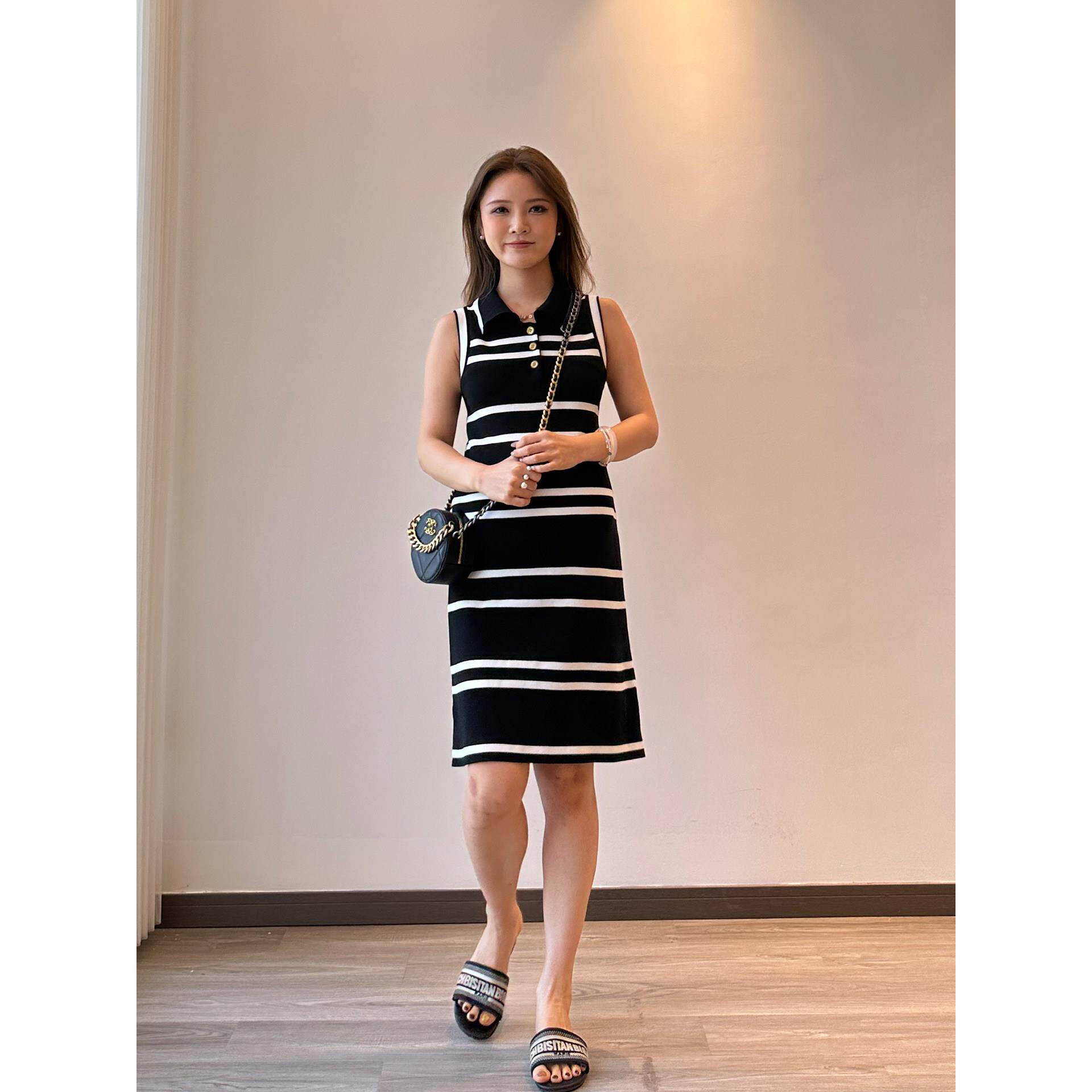 Wawa孕妇装2025夏季法式风格无袖条纹背心连衣裙冰丝绸针织修身连