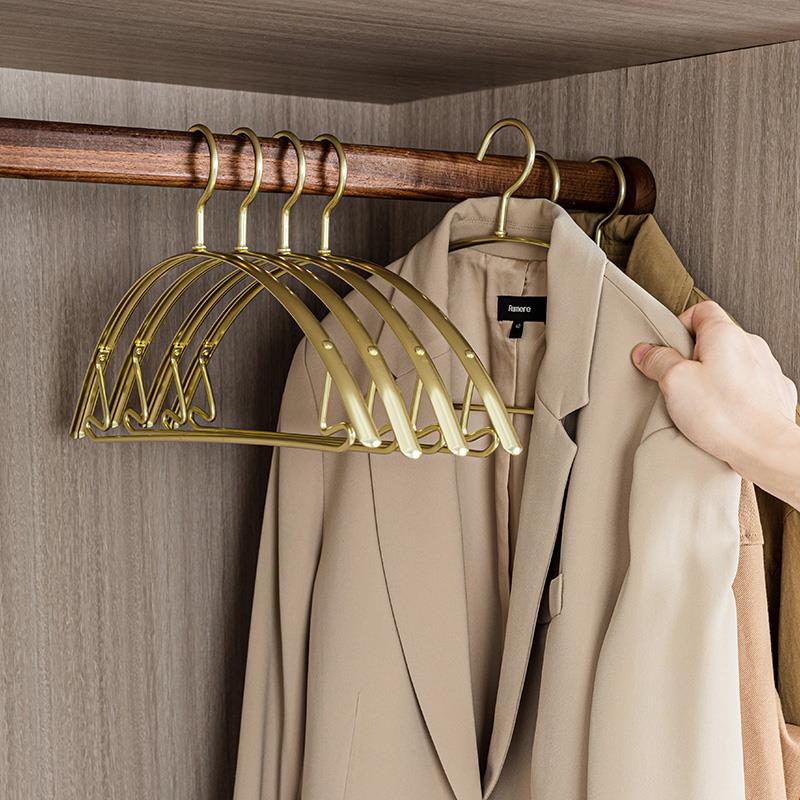 太空铝合金衣架家用挂衣无痕防肩角衣服架子加厚不锈钢高级晾衣撑