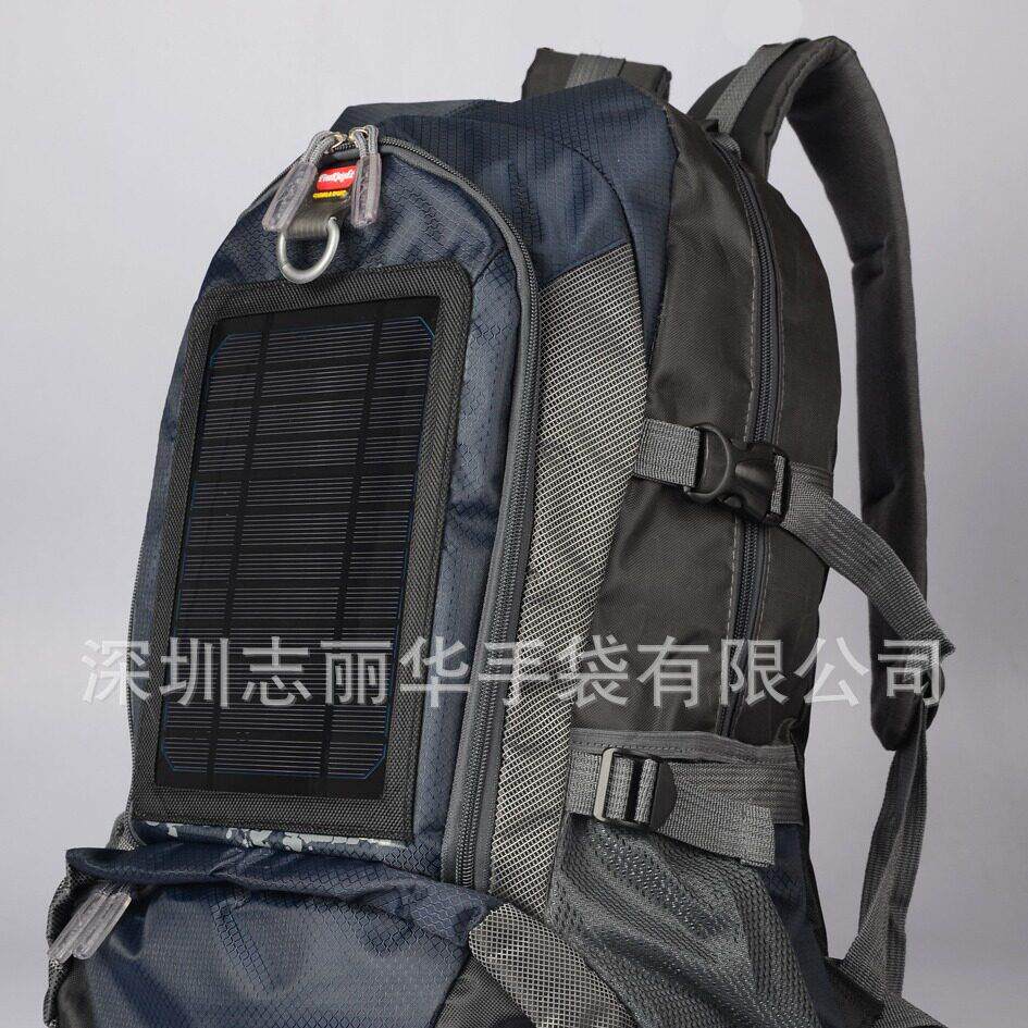 太阳能充电登山背包 现货生产 3.5W 太阳能充手机/充平板电脑等