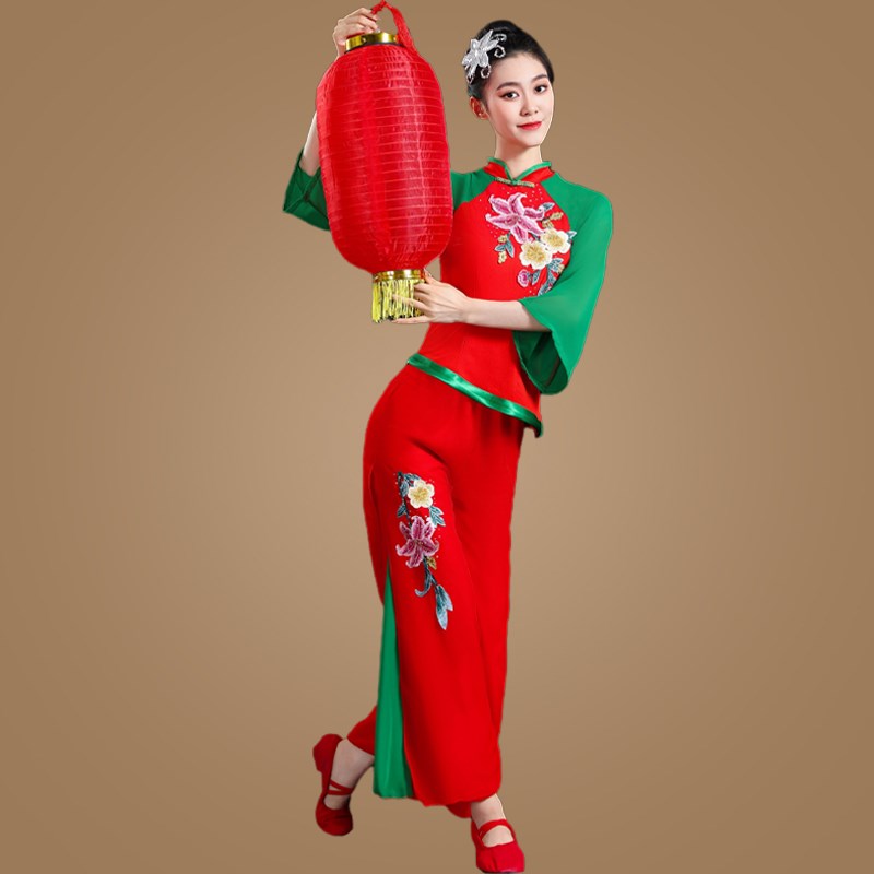 秧歌演出服民族风表演跳舞蹈服z古典绣花广场舞服装新款套装女新