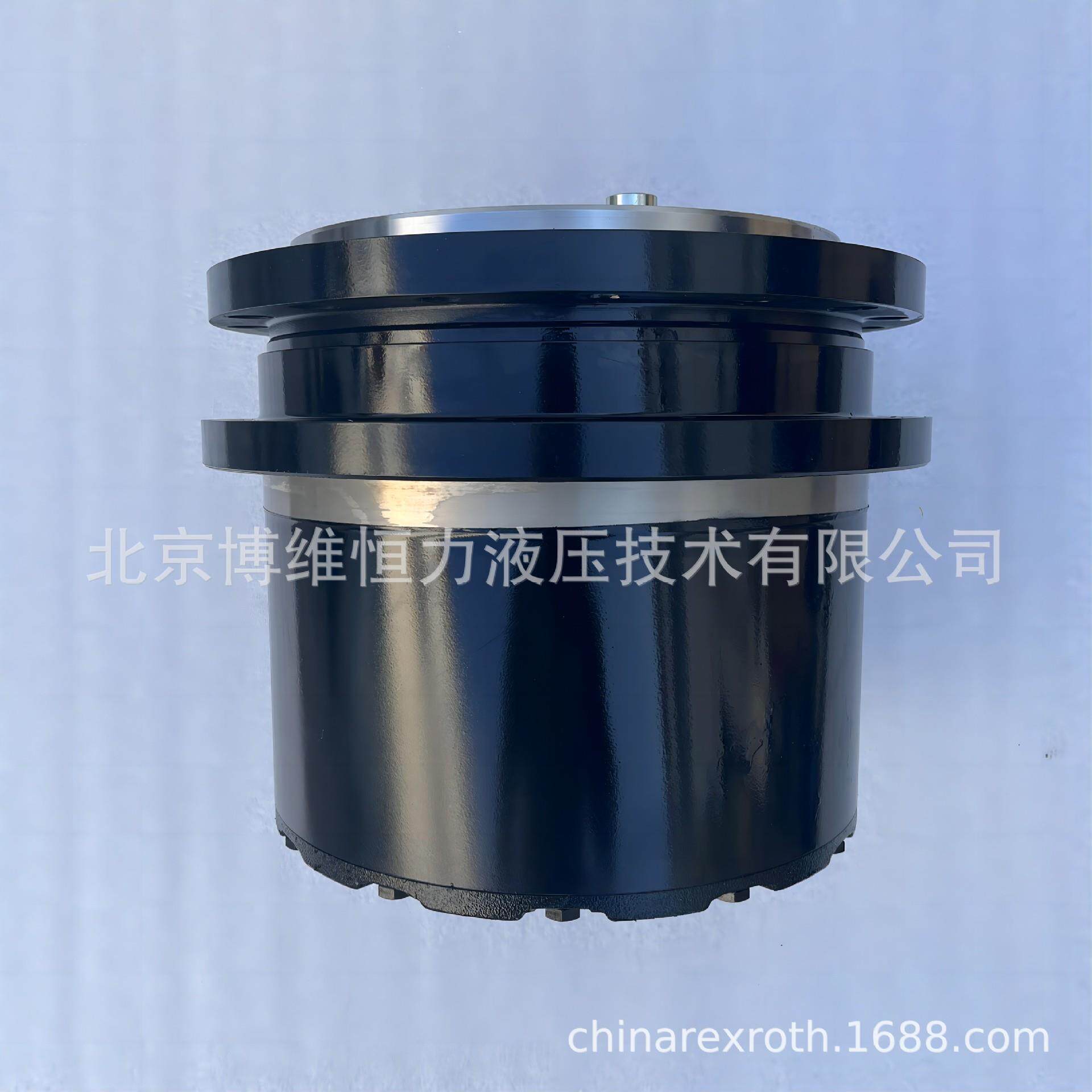 4700390604 戴纳压路机行走减速机老款