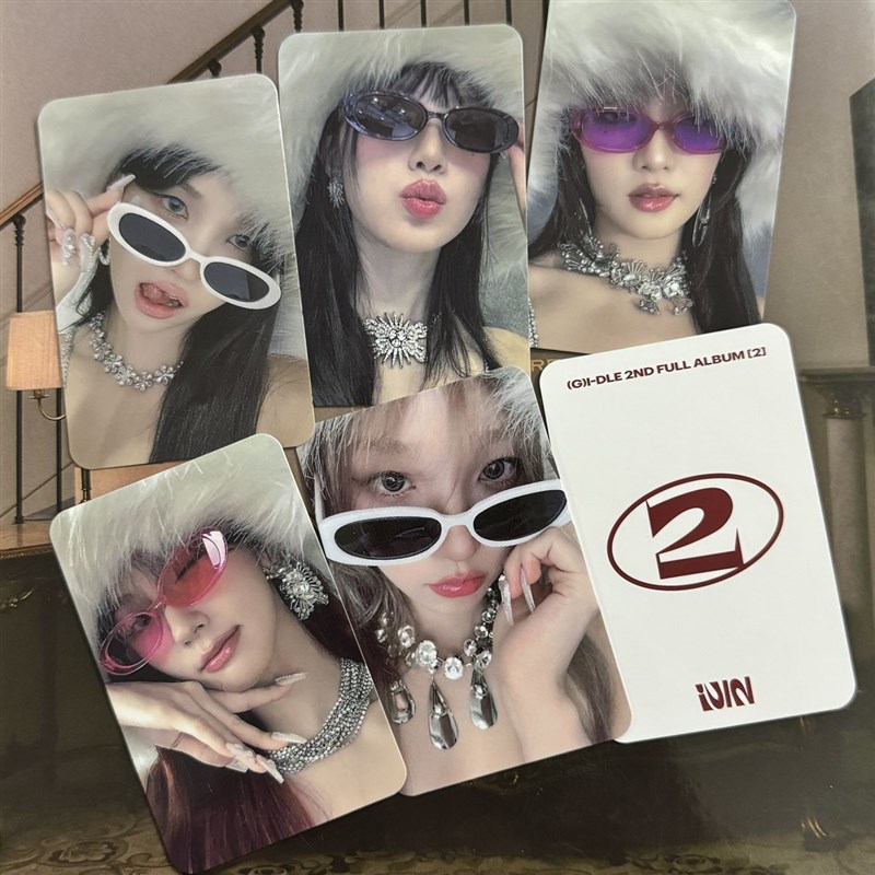 娃gidle小卡正规二fp1.0特典卡 雨琦墨镜刷雪帽造型小卡微瑕