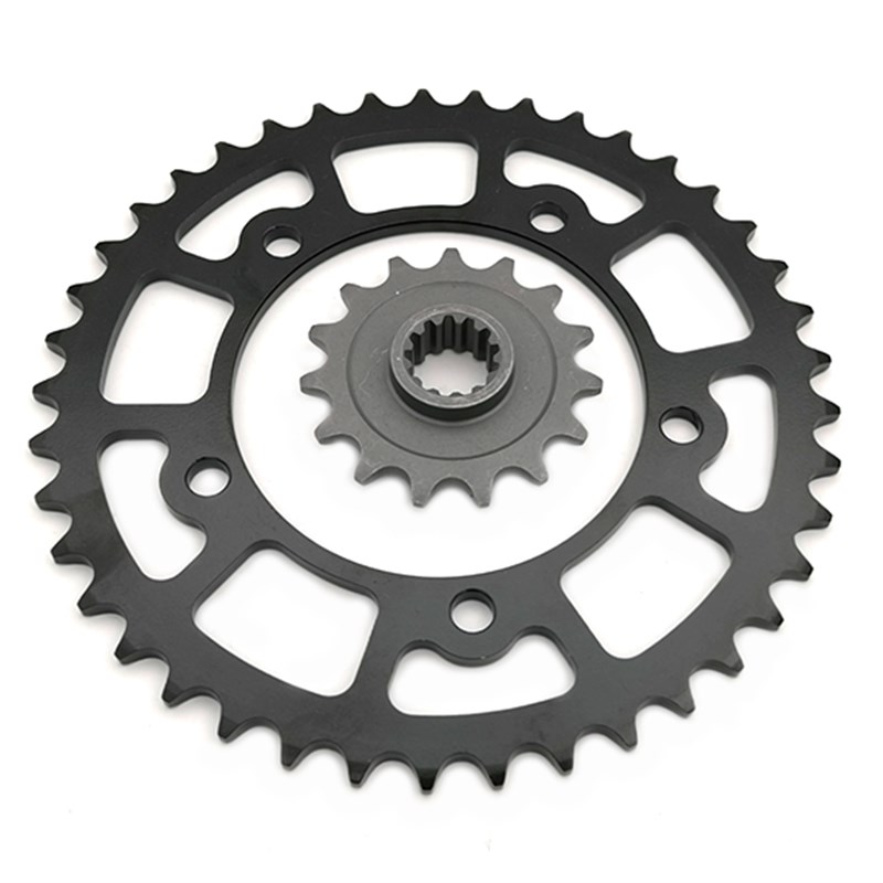 适用珠峰凯越500X 400X 摩托车链轮牙盘大小飞套链征和油封链条