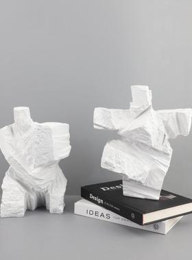 北欧创意抽象白色太极人物雕塑摆件客厅玄关书房样板房家居装饰品