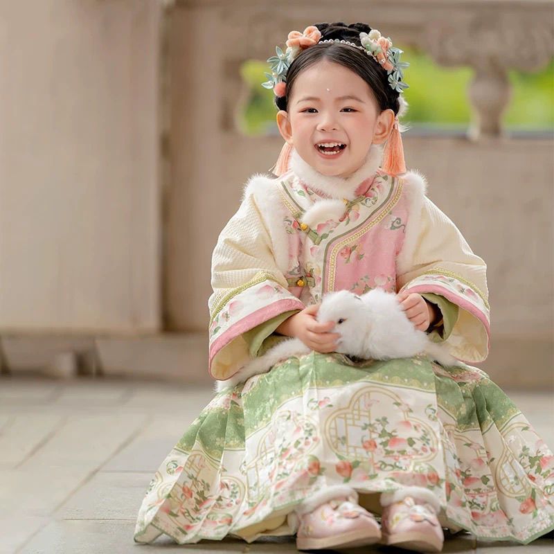 琉璃 汉服女童2025秋冬新款加厚儿童马面裙套装女孩拜年服