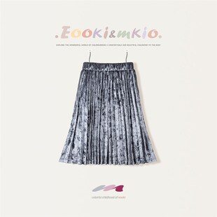 女童百褶丝绒半身裙儿童中长款光泽复古长裙宝宝百搭裙子春秋冬装