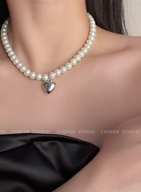 时尚百搭金属爱心珍珠项链20w24新款潮小众女设计感锁骨链颈链法