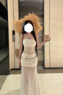 沙滩裙海岛穿搭海滩修身显身材连衣裙海边度假绝美氛围感抹胸透视