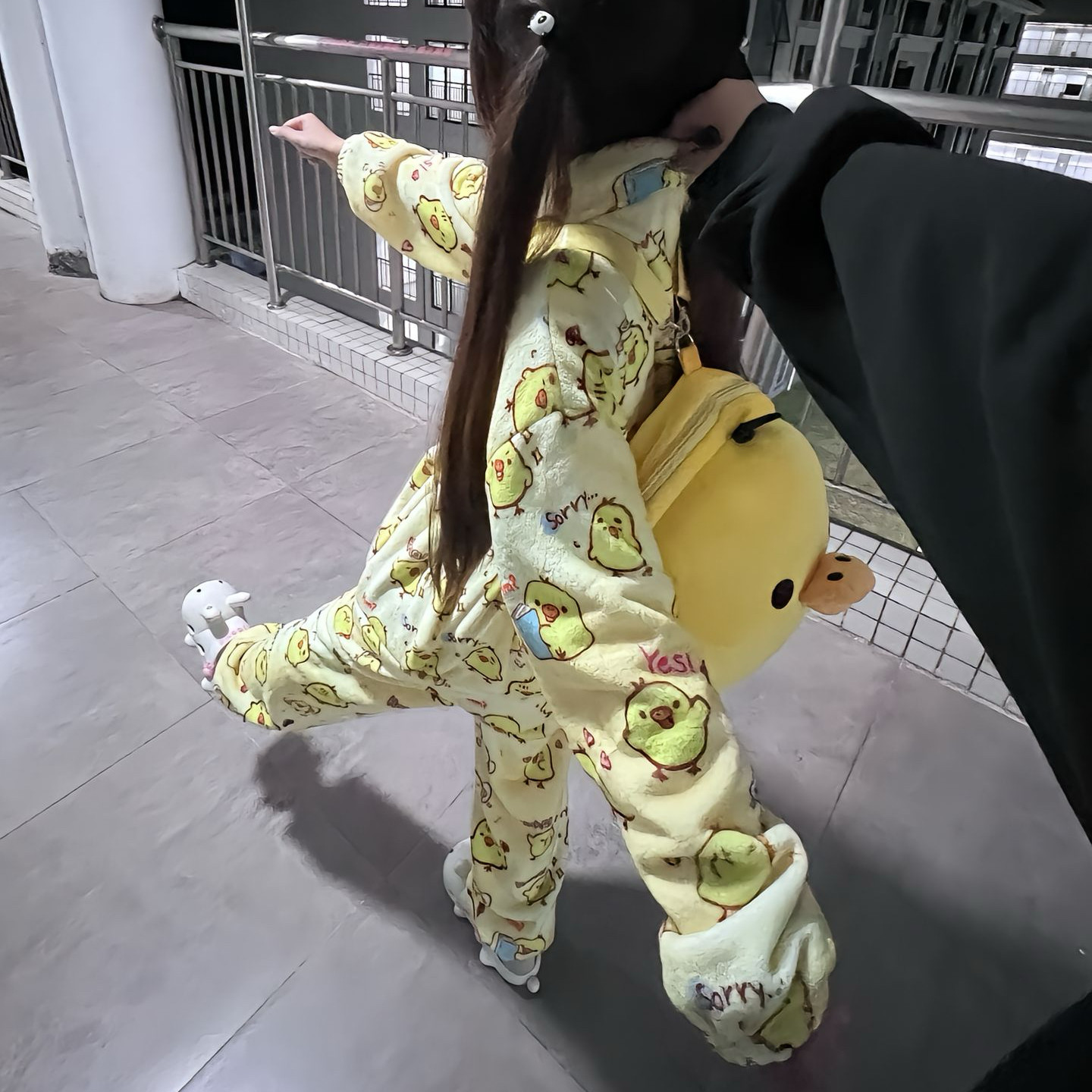黄色小鸡新款2025冬季法兰绒拉链睡衣套装女可外穿家居服情侣款