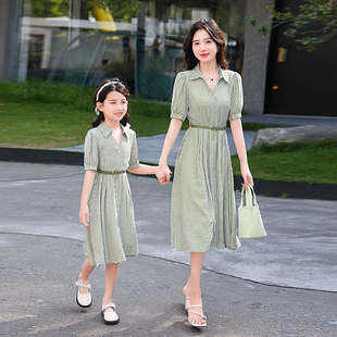 條紋連衣裙2023夏季 不一樣 炸街洋氣母女裝 親子v裝 顯瘦裙子 新款