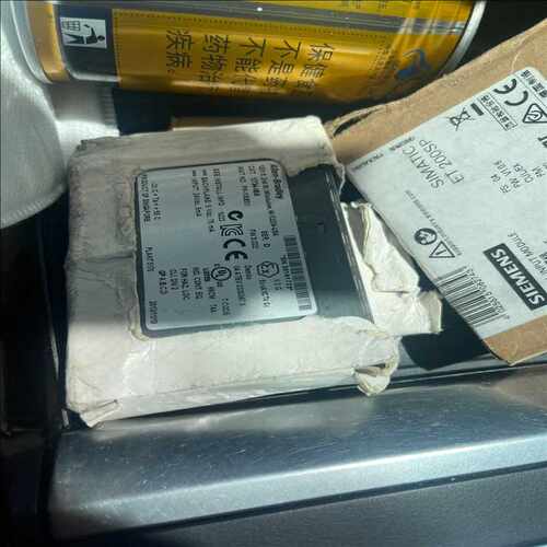 ab plc 1734-ib8库存一片（耶耶电子）