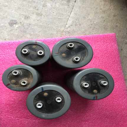 议价330000uf 10v 220000uf 10v电容 二手