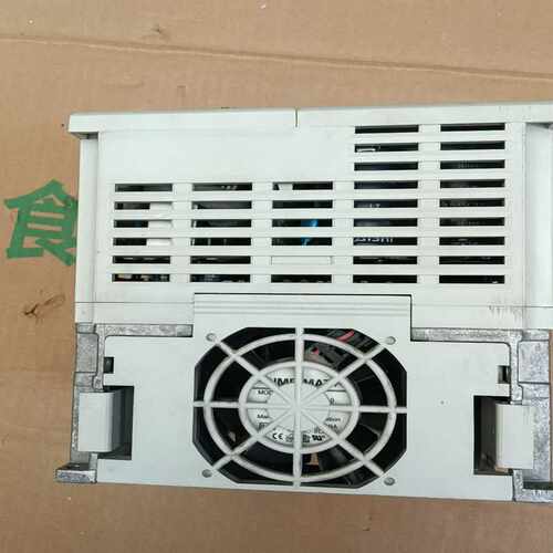 （霸霸电子）LS-C100变频器380V3.7kW，变频器功能正常。