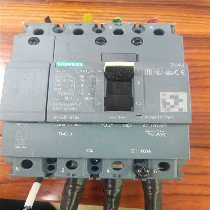 (询价)西门子隔离开关3va1010-3ed42-0aa0 功能完好