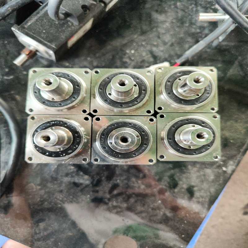 台湾精锐  100W伺服电机行星精密减速器，AB/F  04~询价