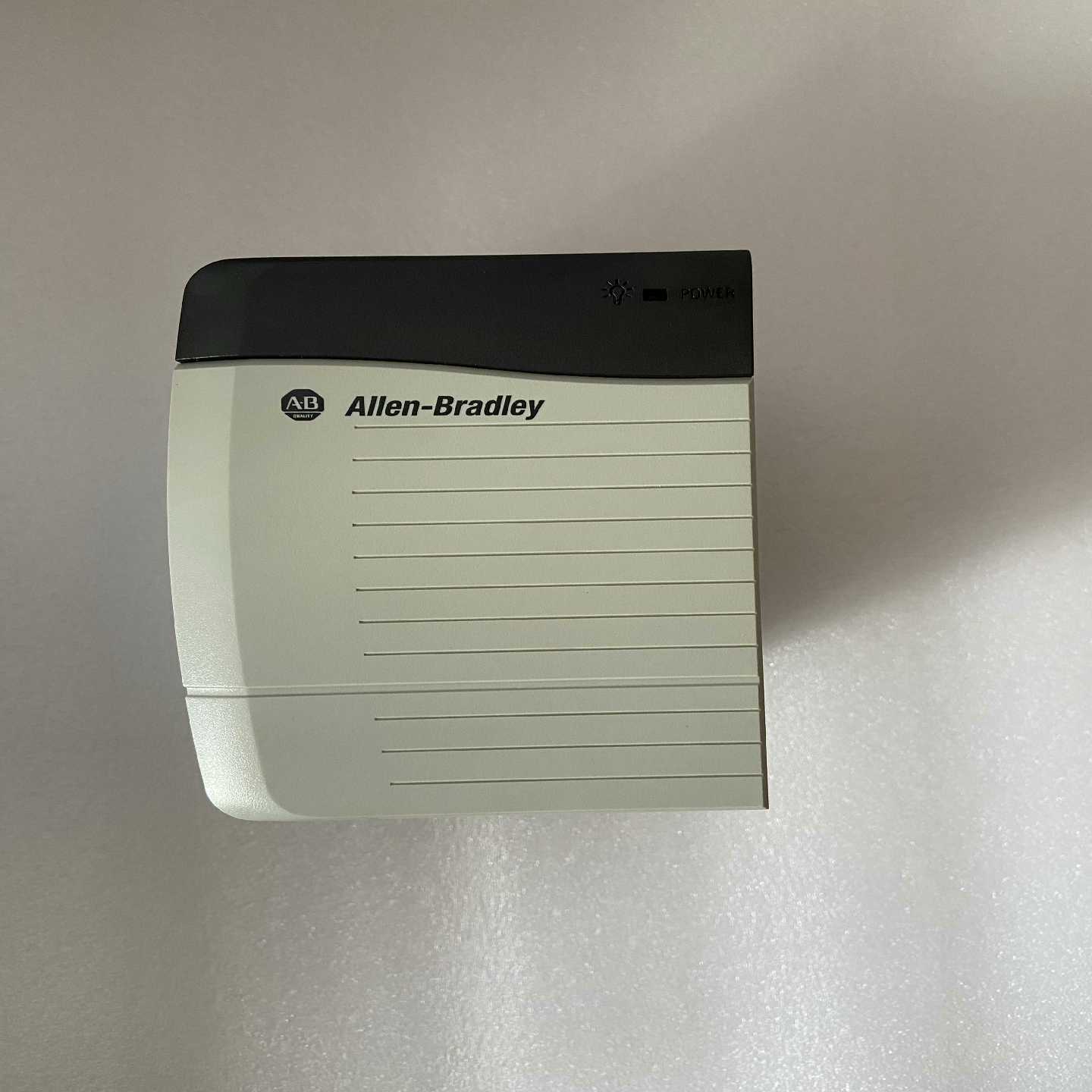 ALLEN BRADLEY 1756-PA75  拍前请联系（佳毅工控）