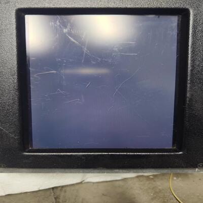 富士l640m400ax等离子屏通电都有显示，有一块碎了也有~询价