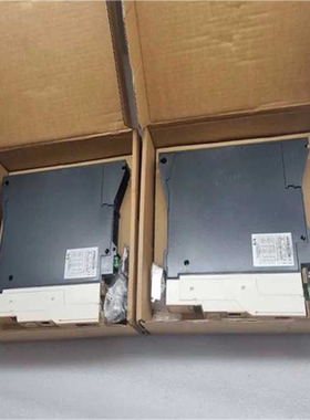 B&R 8I74T400075.010-1 停产品库存新（gg设备）