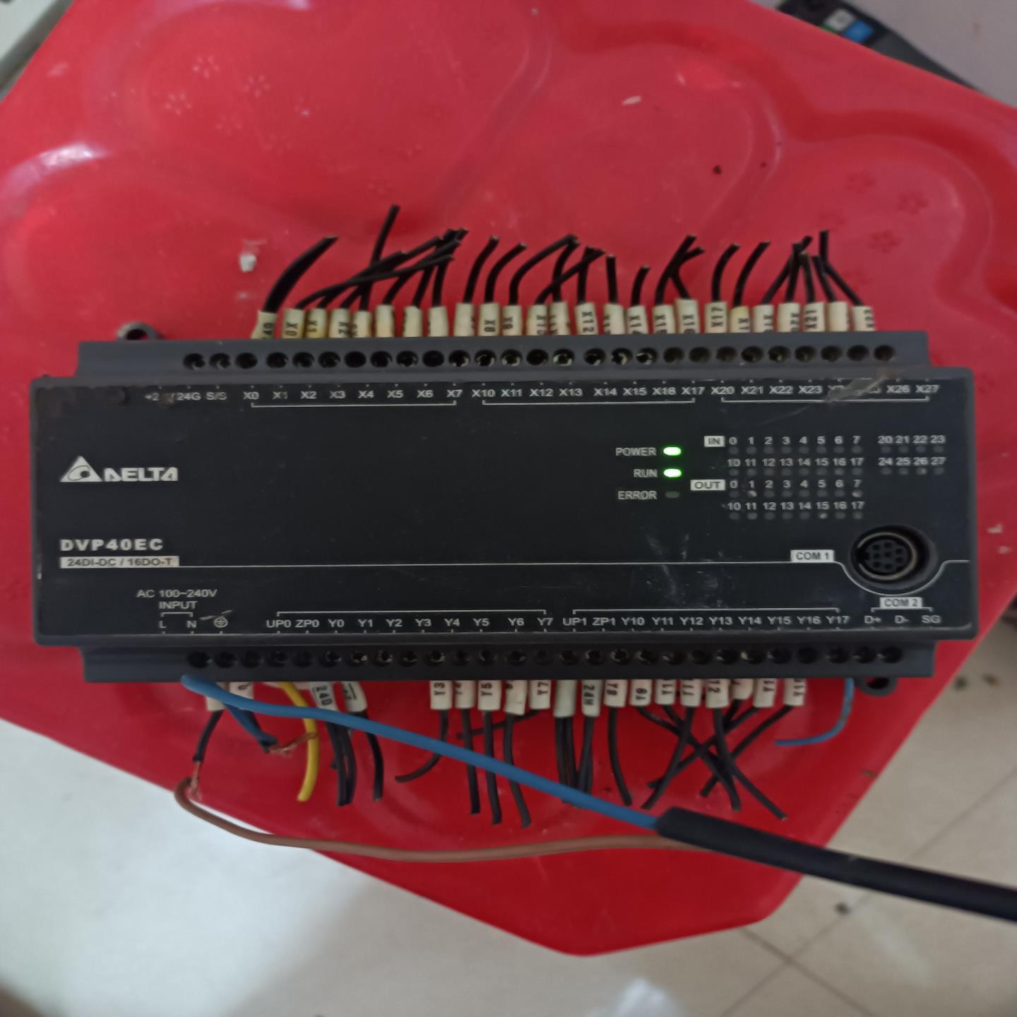 台达PLC  DVP40EC00T3    成色如图有~询价