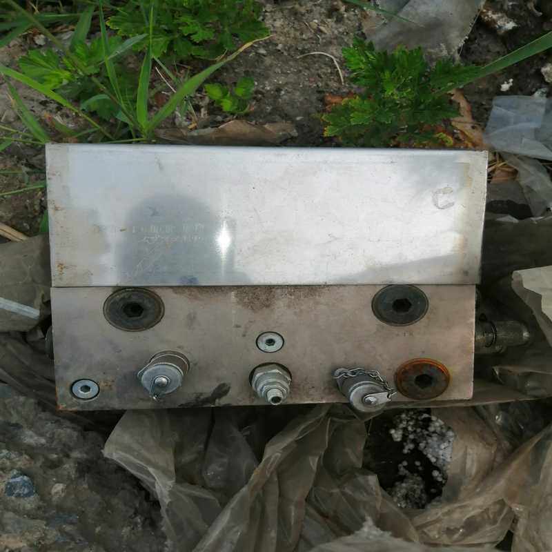 询价~力士乐阀块新的未曾安装过东西如图拍前议价