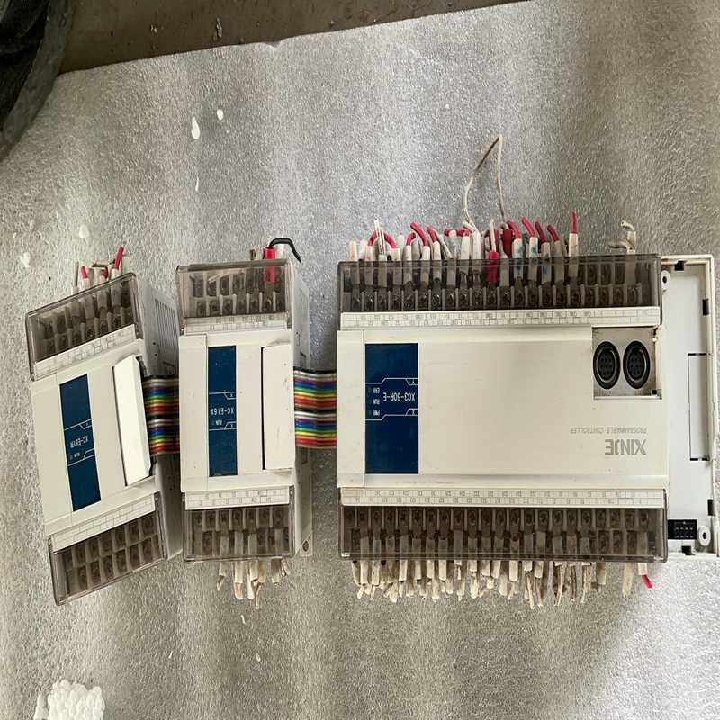 信捷PLC一套，XC3-60R-E，功能，成色如图，便宜(亚飞商行）
