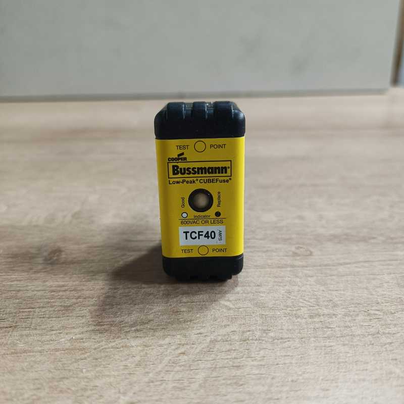Bussmann巴斯曼  延时熔断器TCF40  议价/15（夫美商行）