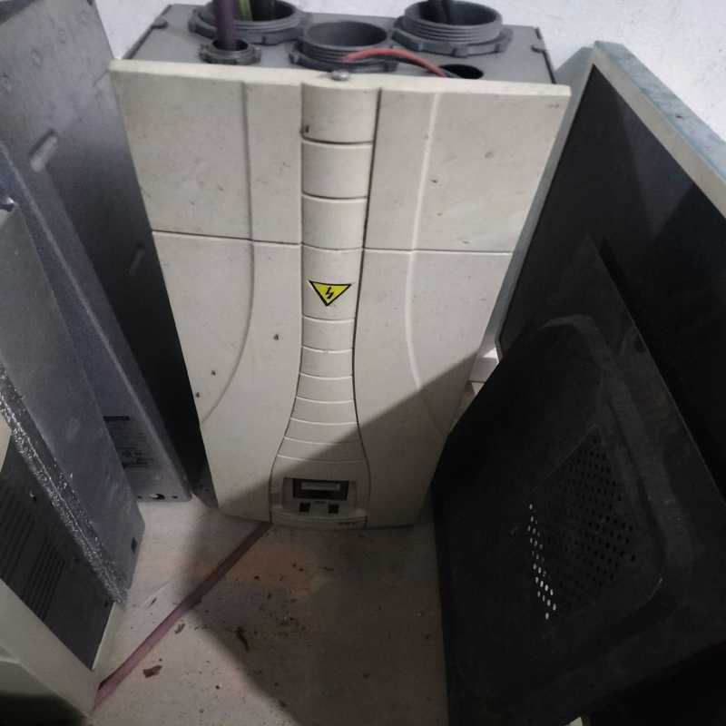 议价ABB变频器ASC550系列    两台11-15kw