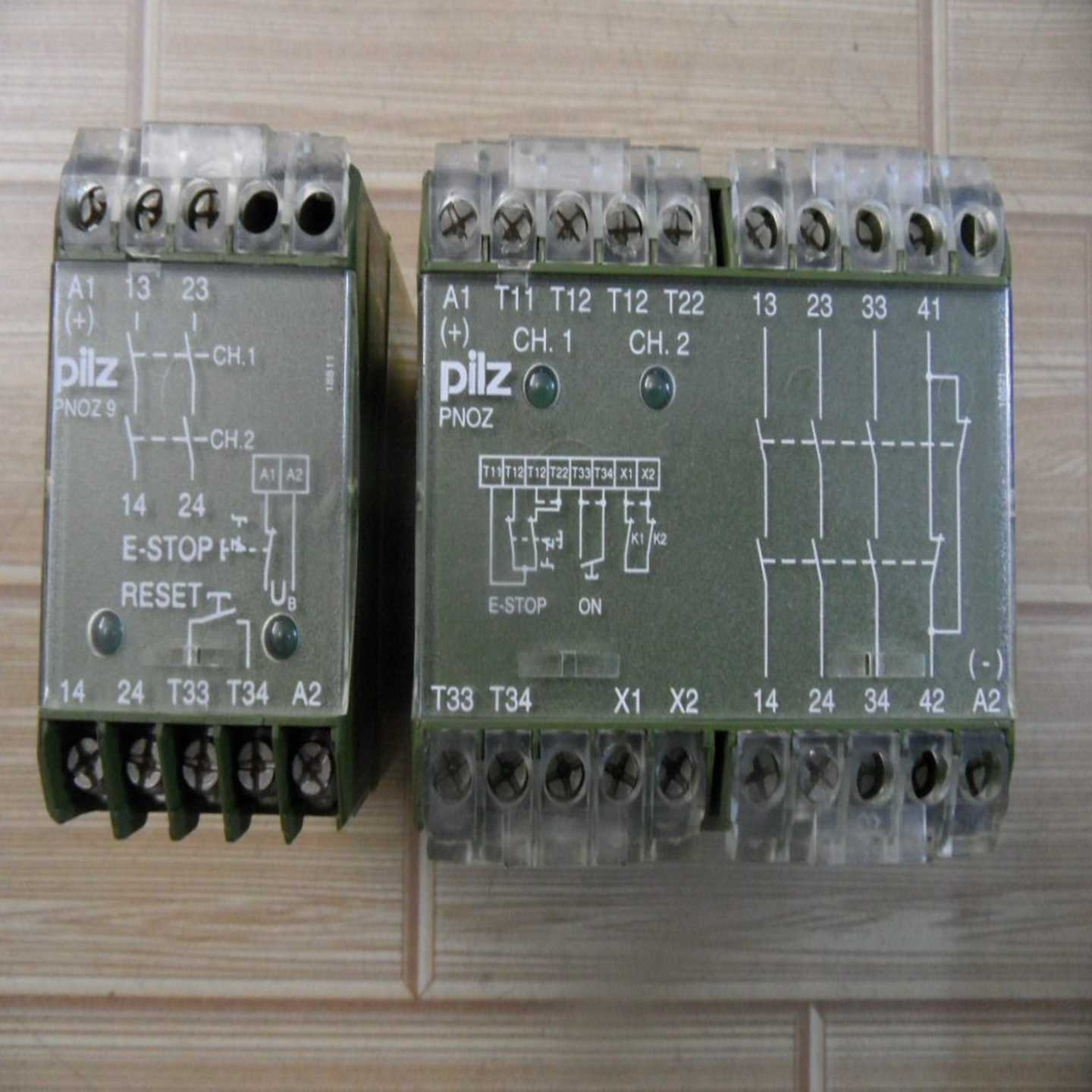 Pilz皮尔兹安全继电器PNOZ9 24VDC2S 4747（佳毅工控）