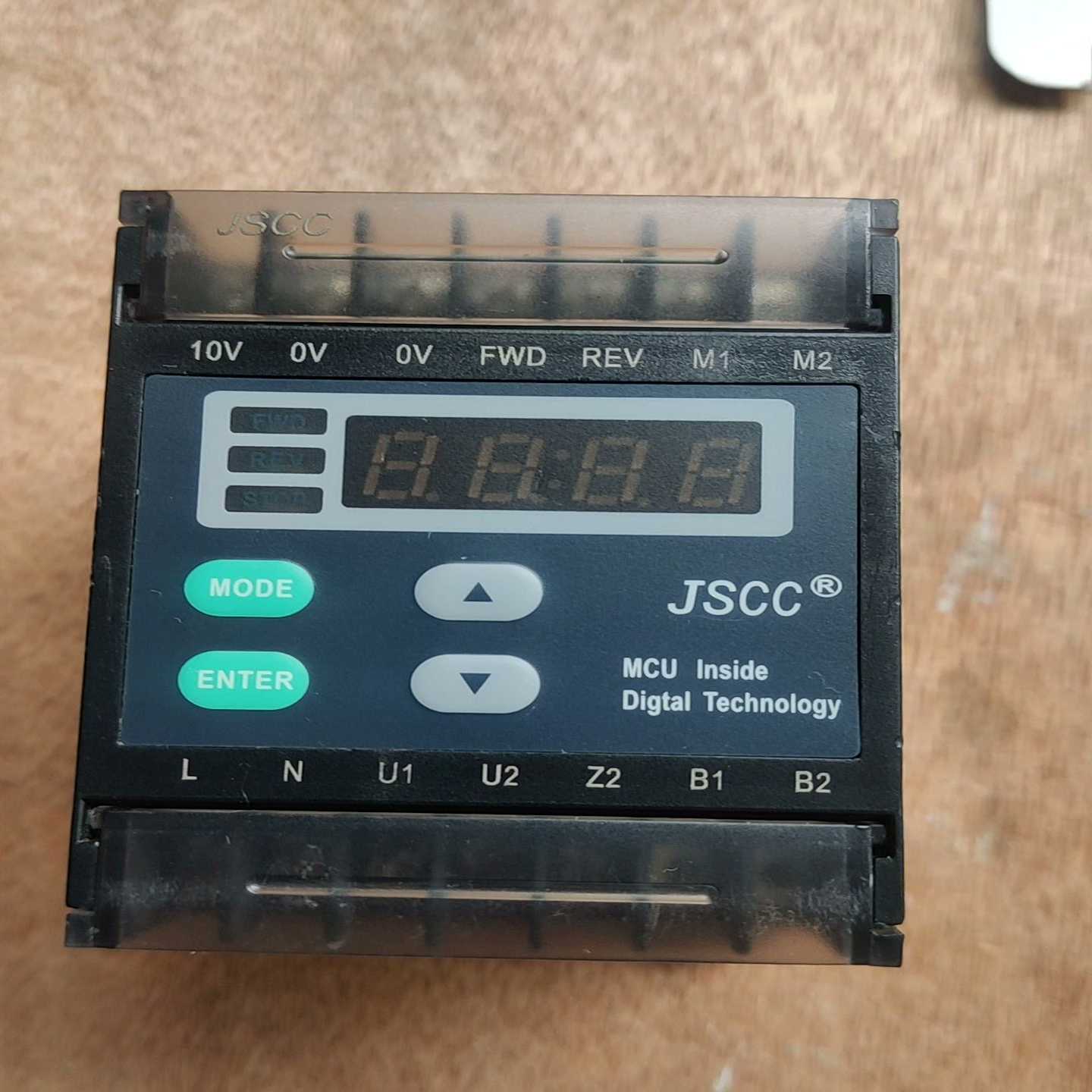 询价~JSCC精研调速器 DB200E ，一个，成色不错。
