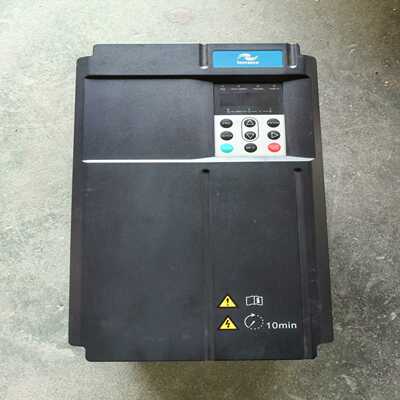 (询价)汇川变频器22/30KW MD290T22G/30P 拆