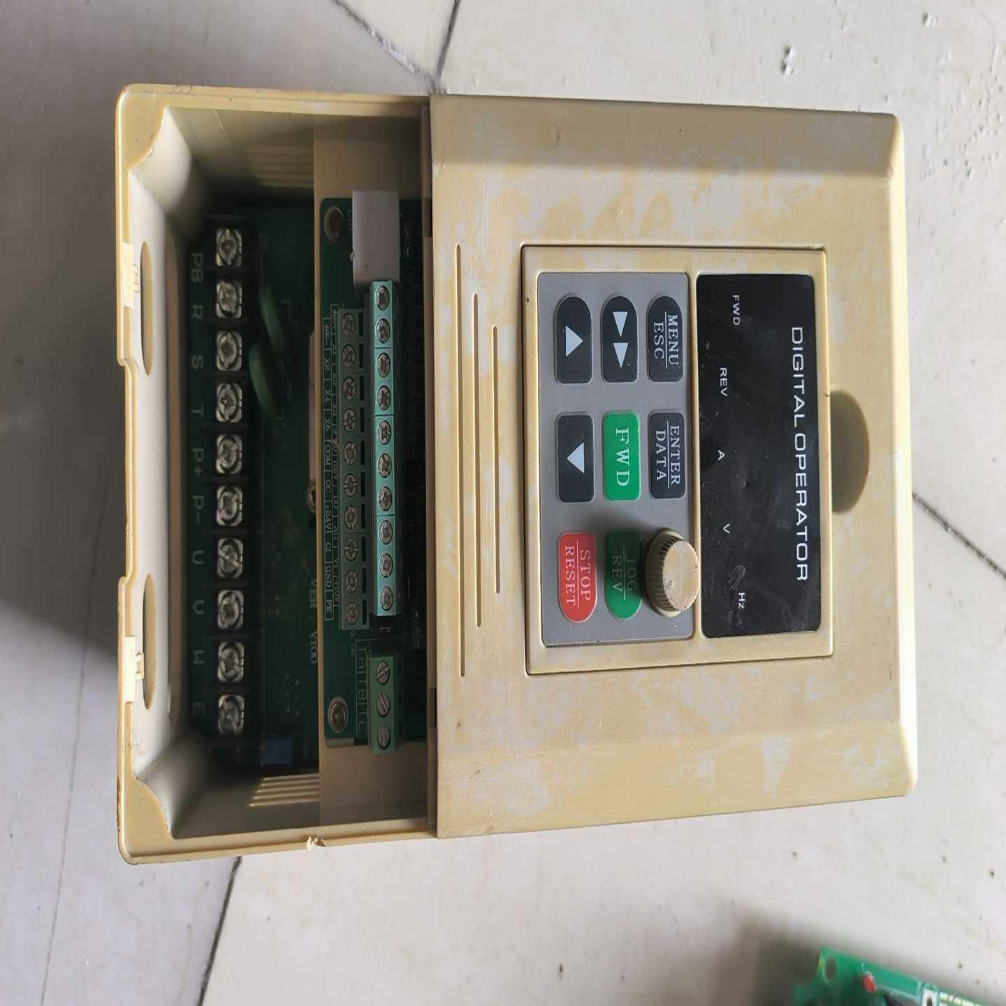 源信YUANXIN变频器YX3000系3.7 KW~询价,电子元器件市场,其它元器件,淘宝优惠券,粉丝福利购,淘宝优惠卷