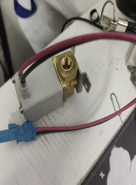 电磁阀  VX214AAXB 80一个~询价