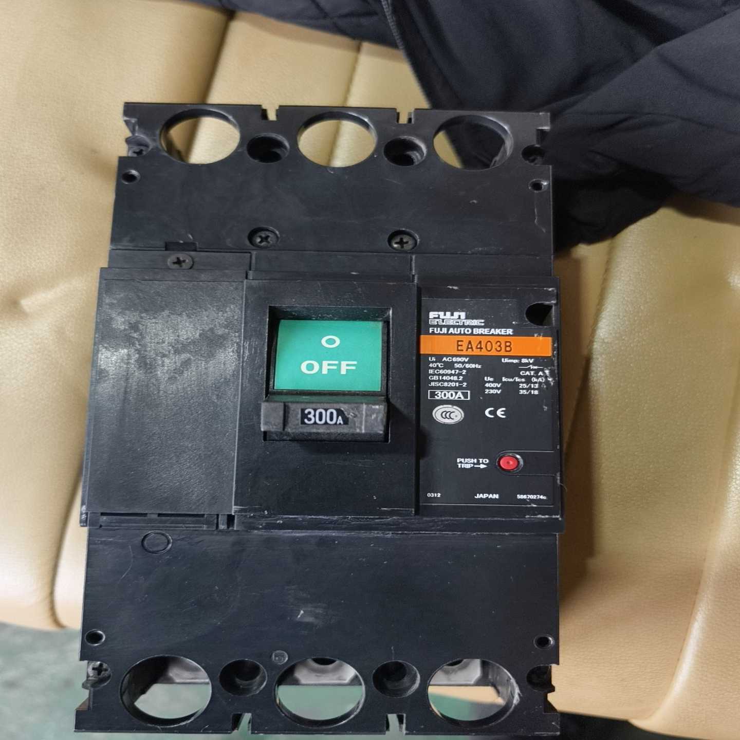 EA403B富士空开（咳咳电子）