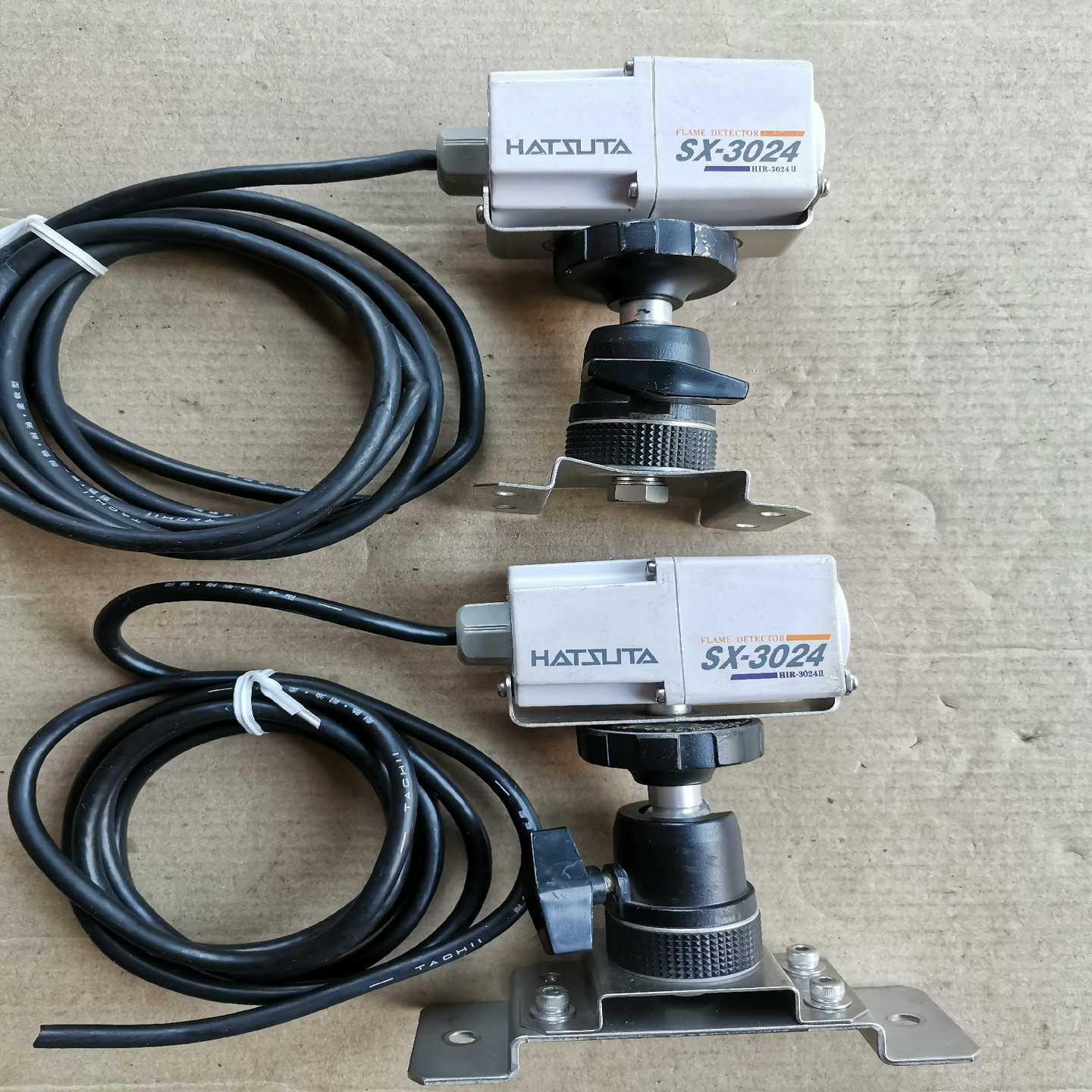 询价HATSUTASX-3024火焰探测器、实物拍照、拆