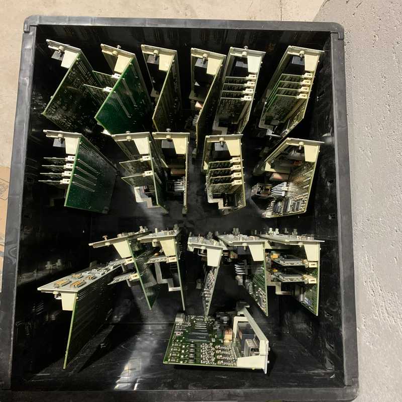 PLC 控制器，型号 6SN1118-0DJ23-0~询价
