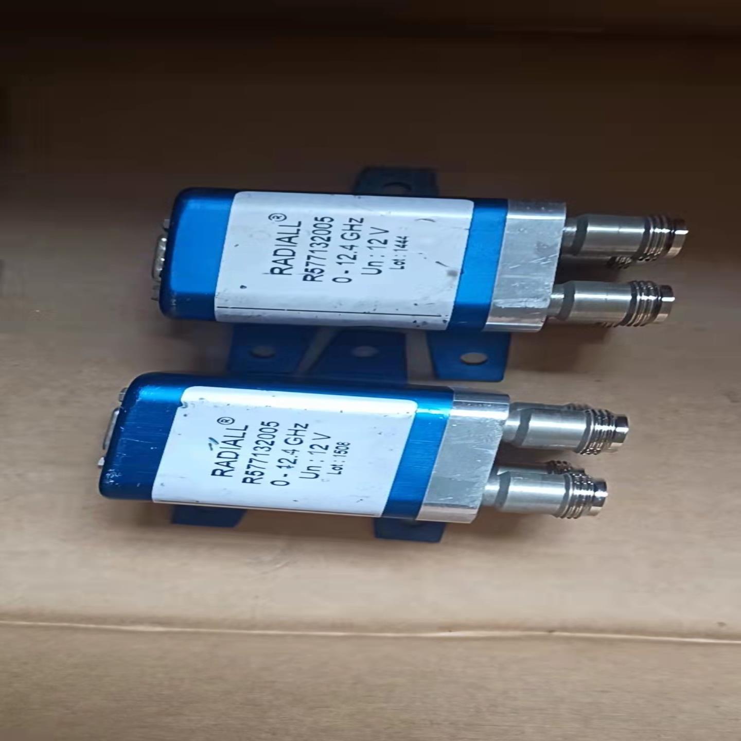 安捷伦RADIALL射频开关R577132005 有兴趣的联[浩东商户]