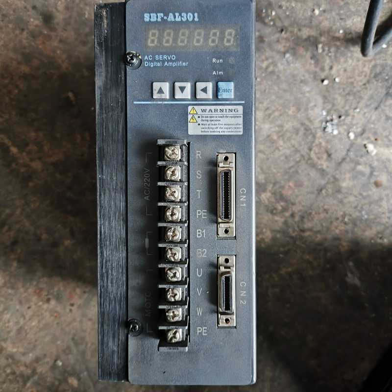 武汉华大伺服驱动器 型号SPF-AL301/3A，功能正常，【鑫鑫商