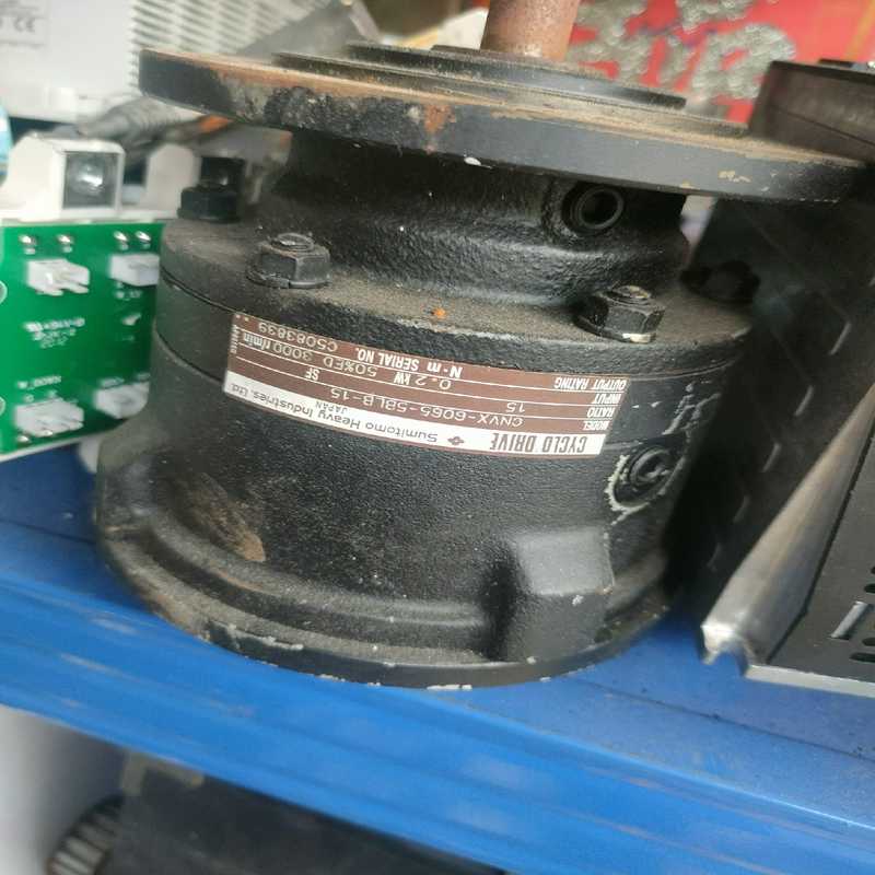 减速机CNVX-6065-5BLB-15，成色如图，功能[浩蓉商户]