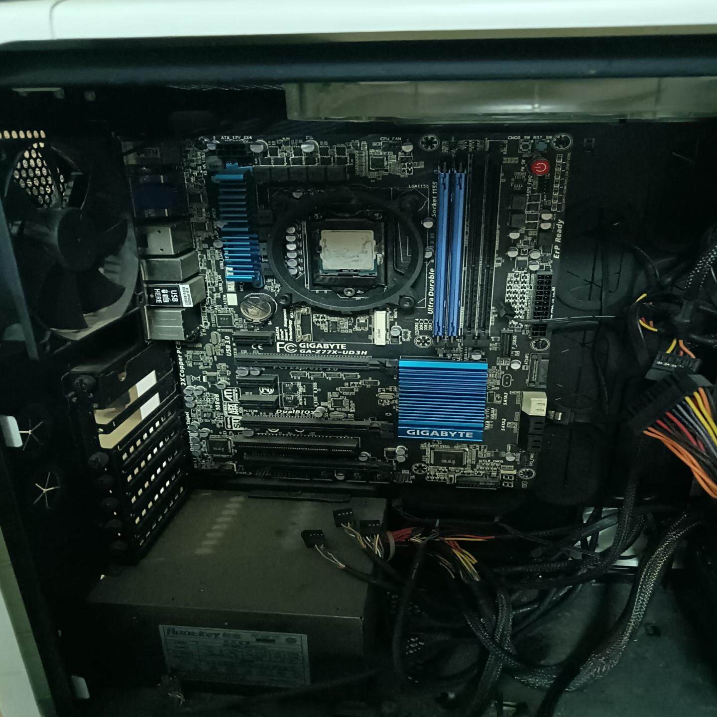 Z77X-UD3H 大板  有挡板 两条8G内存询价