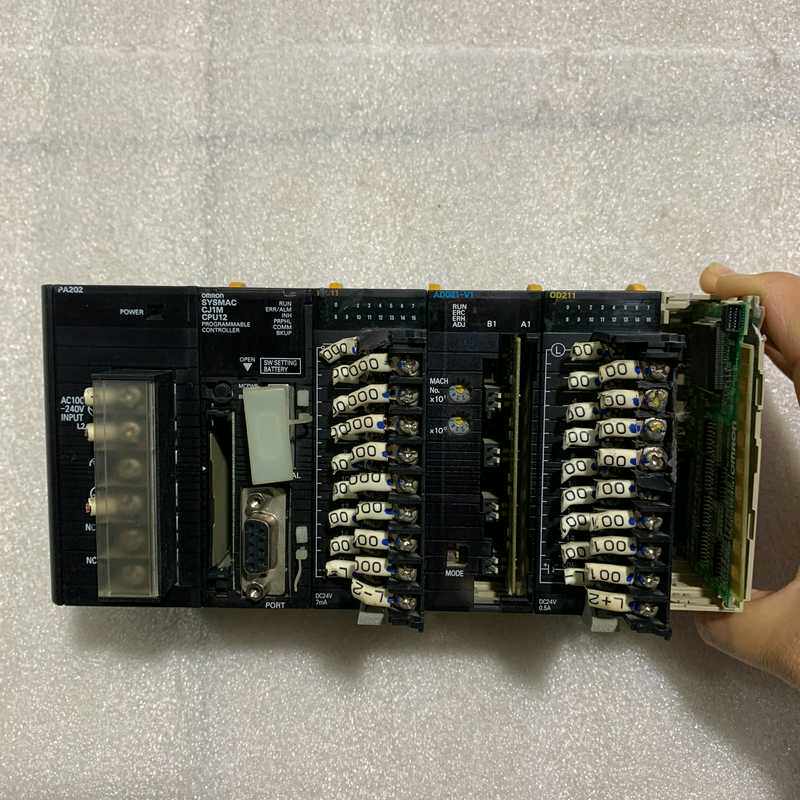 CJ1M-CPU12，CJ1W-PA202，ID2~询价