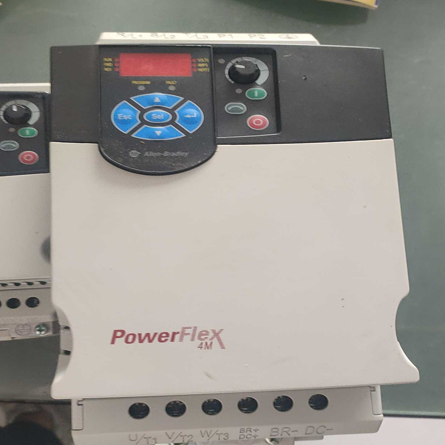 AB变频器22F-D013N104/D4P2N103/D6P（电子设备）