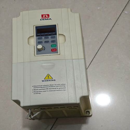 德玛变频器D5M-3.7S2-1A 3.7KW 380V~询价
