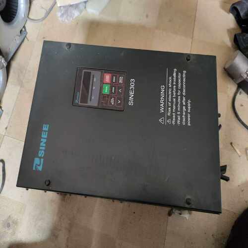 （霸霸电子）正弦 SINE303-018G/022p变频器一台，图片为实