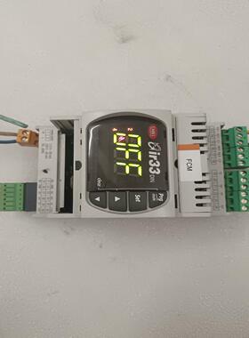 议价CAREL卡乐ir33温控器DN33E9HR20数量2个通电