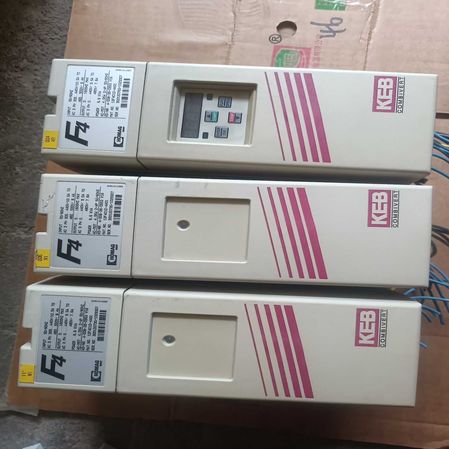议价科比变频器4KW，12F4C1D-4A01,拆机共3个，其中