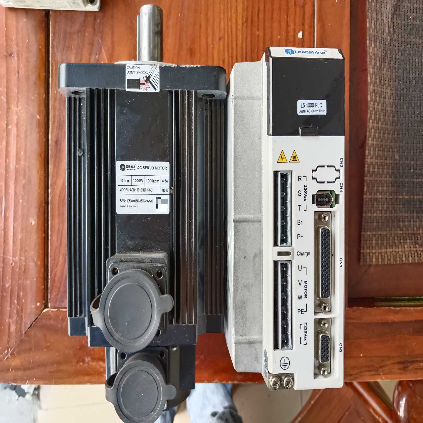 【星慕电子】雷赛伺服1000W，驱动器型号，L5-1000-plc 电机