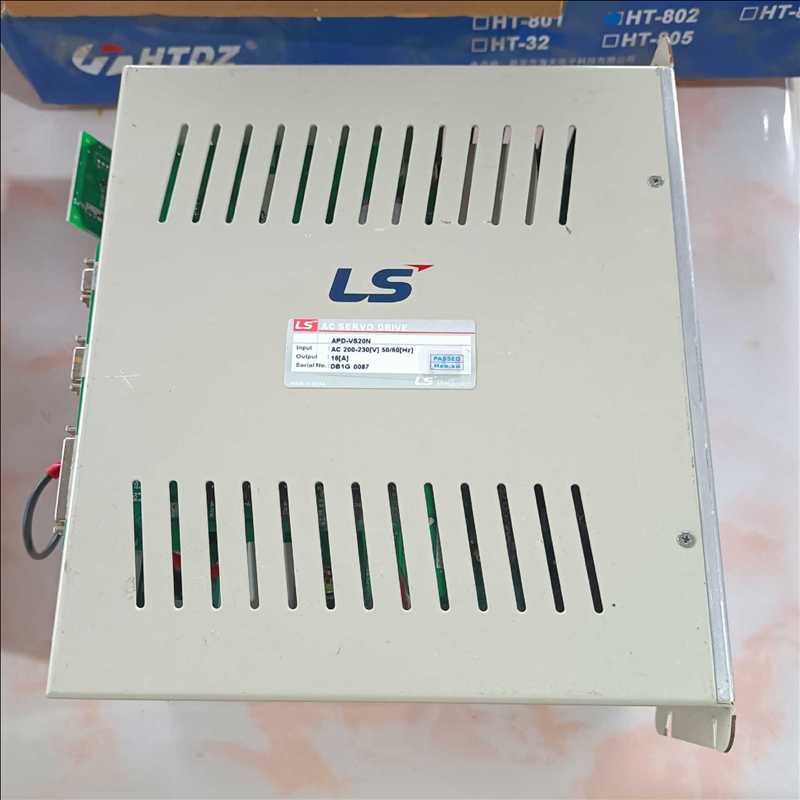 LS驱动器，APD-VS20N，拆机件，成色如图，看好下单，（耶耶电